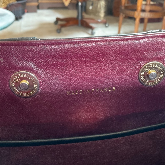 Chanel Quilted Dark Brown Leather Shoulder Bag Preowned CC Logo Authentic - Picture 7 of 16